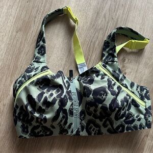 Victoria's Secret Leopard Print Sports Bra - Green and Black
